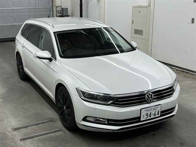 20039 Volkswagen Passat variant 3CCZE 2017 г. (MIRIVE Saitama)